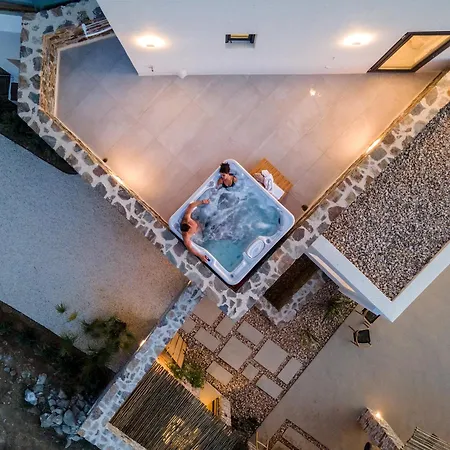 Anamnisis Vila Pláka